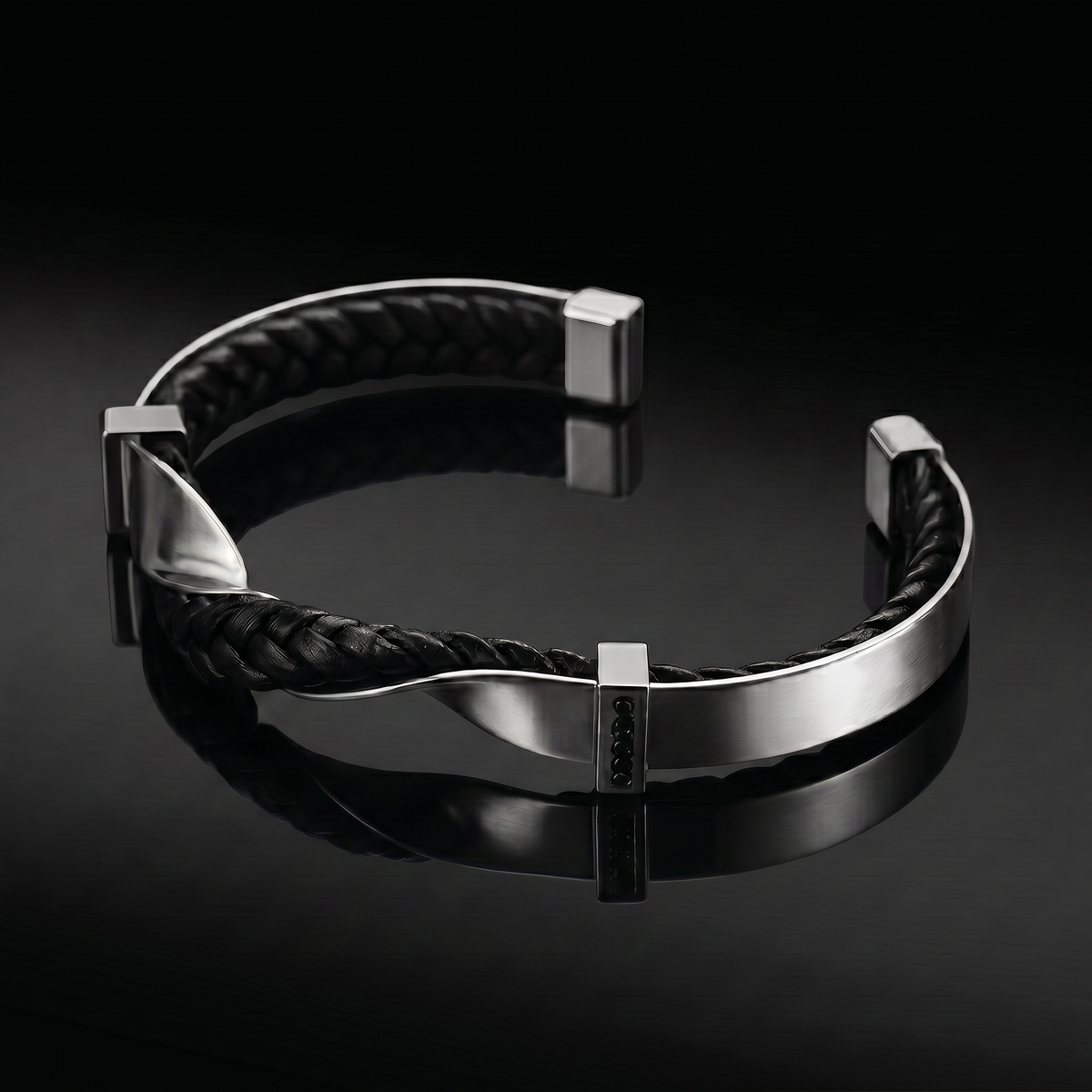 FEDERICO™ | Bracciale uomo rigido – pelle intrecciata e acciaio inox